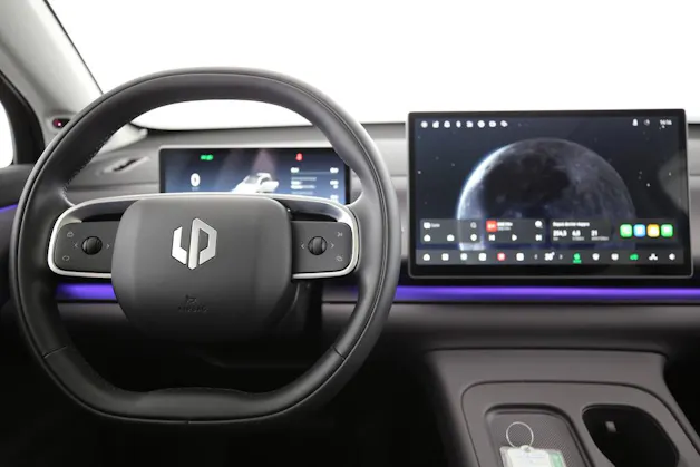 Leapmotor C10 1.5 REEV Design
