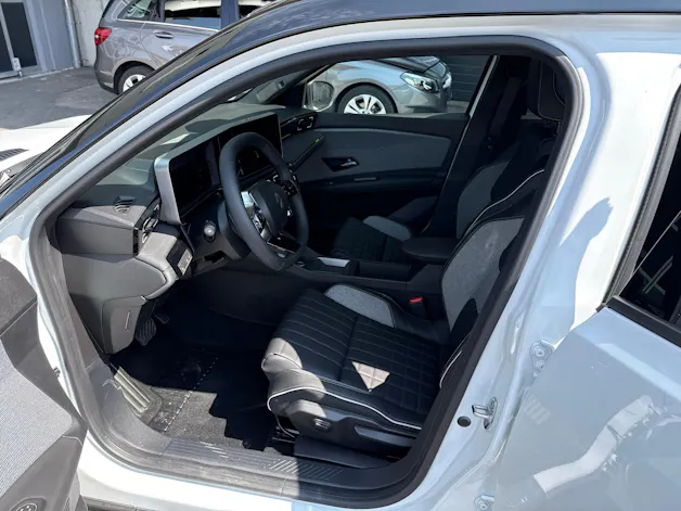 Renault R4 E-Tech Comfort Range techno