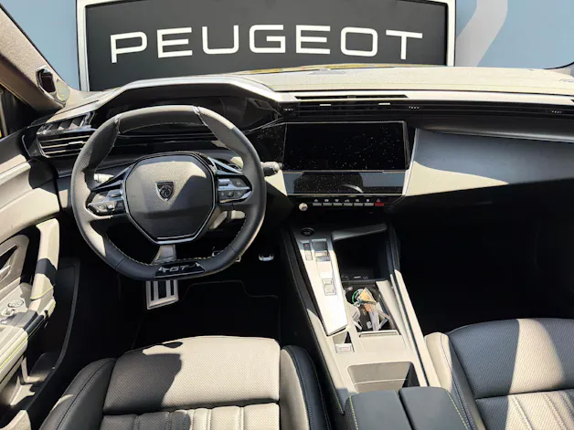Peugeot 408 1.6 PHEV 240 GT Exclusive