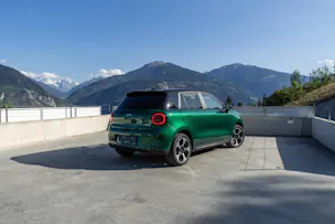 JAC E30X City