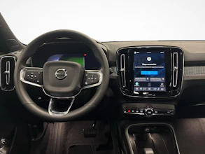 https://vehicle.imgix.net/4406059/052e47cd-30e5-4494-a734-64bf68435d91.jpg