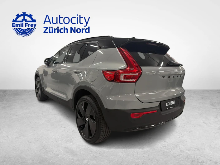 immagine del veicolo VOLVO EX40