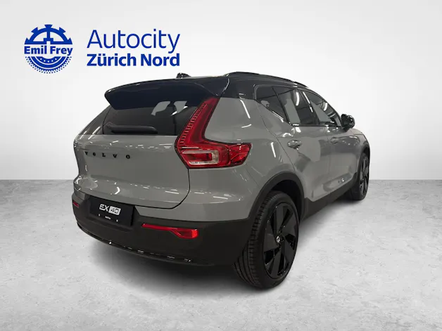 VOLVO EX40 Twin Black Edition AWD