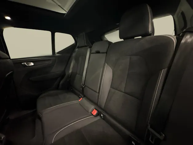 VOLVO EX40 Twin Black Edition AWD