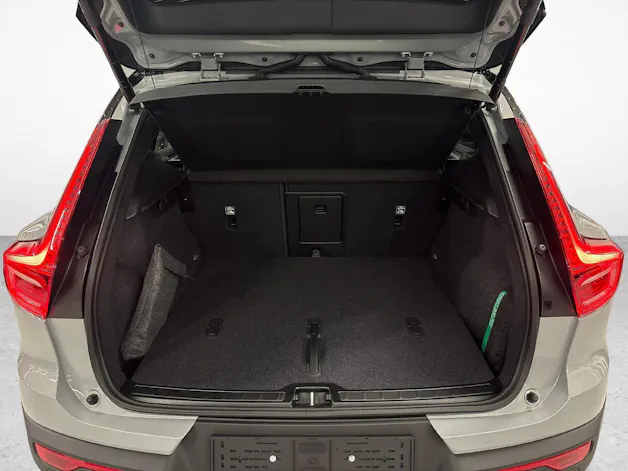 VOLVO EX40 Twin Black Edition AWD