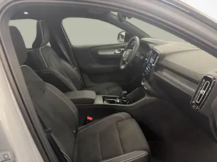 VOLVO EX40 Twin Black Edition AWD