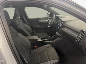 https://vehicle.imgix.net/4406059/b71ff3c9-d8c3-446a-b6cf-243513be6ffa.jpg