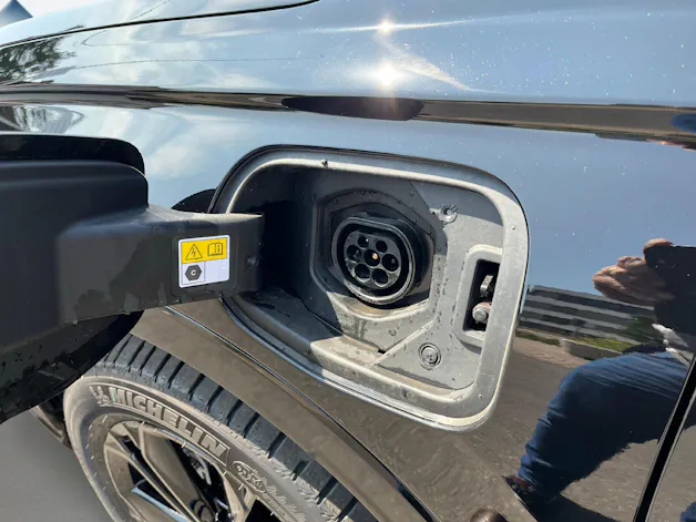 Honda CR-V 2.0 i-MMD Plug-in Hybrid Advance Tech 2WD Honda Leasing 1.9% und 8 Jahre Garantie