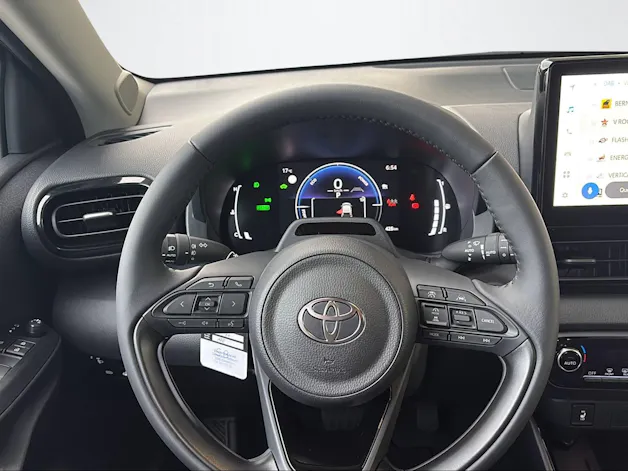 Toyota Yaris 1.5 VVT-i HSD Trend