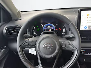 Toyota Yaris 1.5 VVT-i HSD Trend