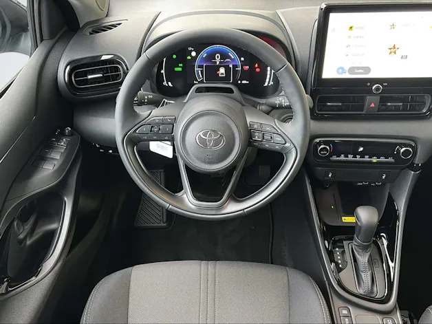 Toyota Yaris 1.5 VVT-i HSD Trend