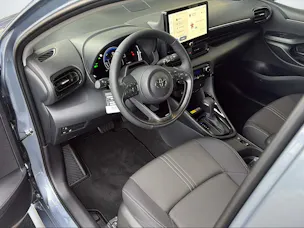 Toyota Yaris 1.5 VVT-i HSD Trend