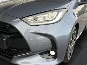 Toyota Yaris 1.5 VVT-i HSD Trend