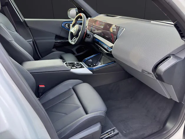 BMW X3 M50i
