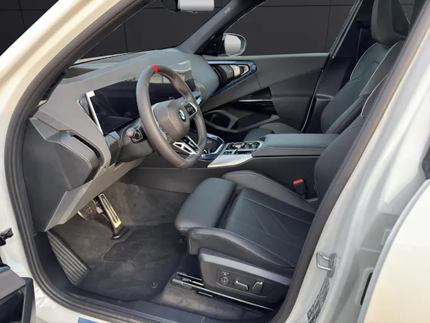 BMW X3 M50i