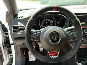 Renault Megane R.S. Trophy-R 300