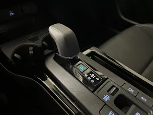 Toyota Prius 2.0 Plug-In-Hybrid Premium