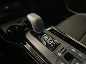 Fahrzeugbild TOYOTA Prius 2.0 Plug-In-Hybrid Premium