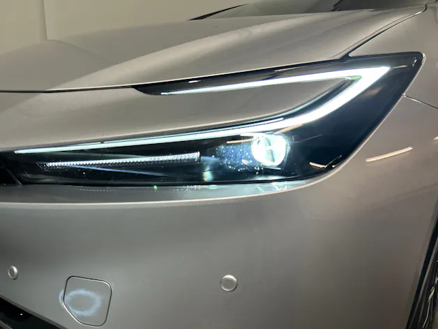 Toyota Prius 2.0 Plug-In-Hybrid Premium