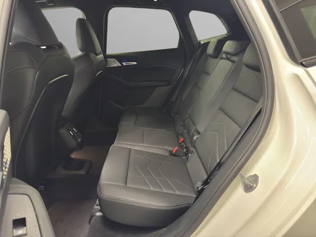 BMW 223d xDrive AT
