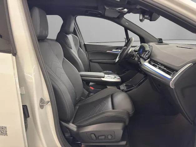 BMW 223d xDrive AT
