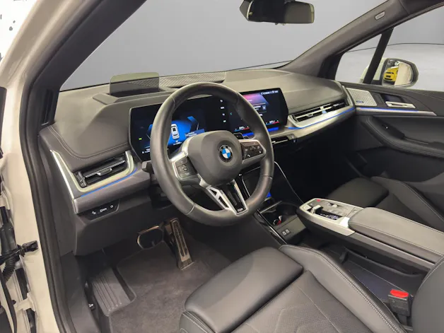 BMW 223d xDrive AT