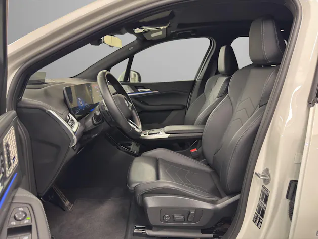 BMW 223d xDrive AT
