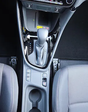 Toyota Yaris 1.5 VVT-i HSD Trend
