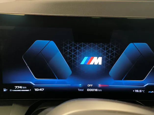 BMW X3 M50i