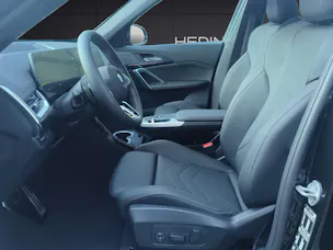 BMW X1 23d xDrive paddles