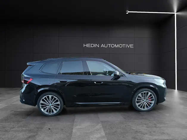 BMW X1 23d xDrive paddles
