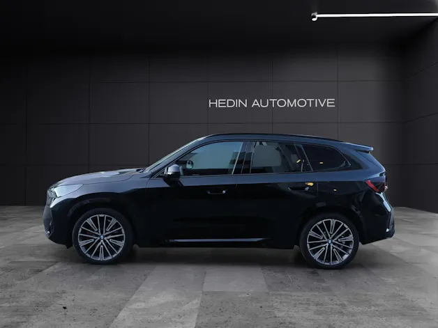 BMW X1 23d xDrive paddles