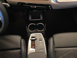 BMW X1 30e xDrive paddles