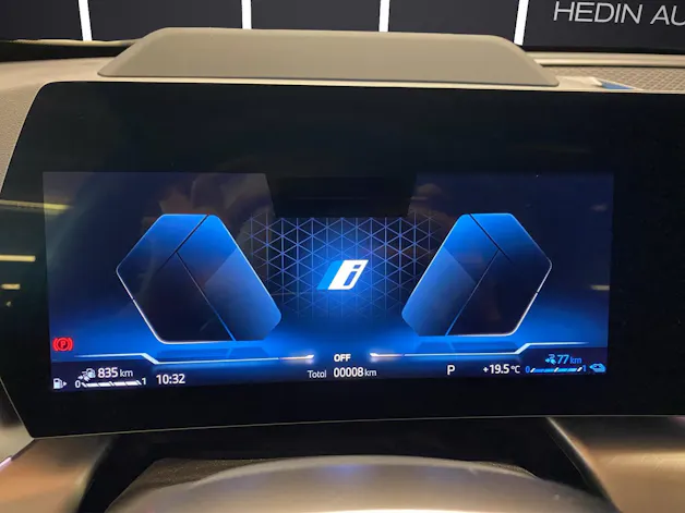 BMW X1 30e xDrive paddles