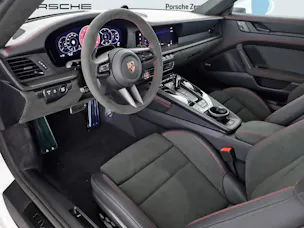 Porsche 911 Carrera GTS