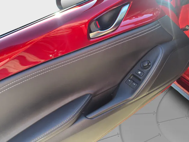 Mazda MX-5 2.0 Revolution