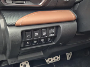 Fahrzeugbild SUBARU Forester Station 2.0i e-Boxer Luxury