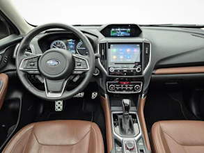 https://vehicle.imgix.net/4406263/d0387b19-82b3-4b1e-a657-ed72ca4c4b97.jpg