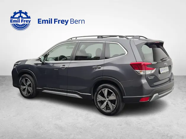 Subaru Forester Station 2.0i e-Boxer Luxury