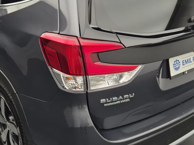 Subaru Forester Station 2.0i e-Boxer Luxury