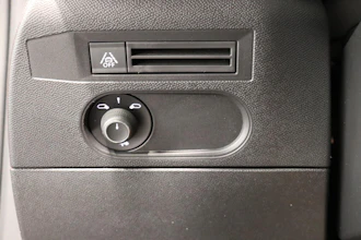 https://vehicle.imgix.net/4406285/19f97581-18ee-4297-8b58-a68d3096a27a.JPG