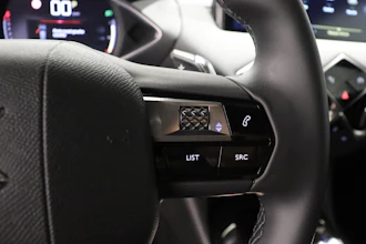 https://vehicle.imgix.net/4406285/230bc248-4469-4aec-835b-0960f8b981f0.JPG