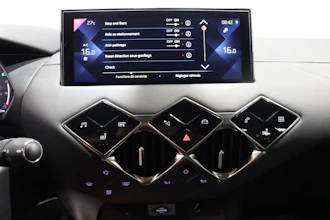 https://vehicle.imgix.net/4406285/7156a925-7326-45f5-8f58-9fda12f4d6ed.JPG