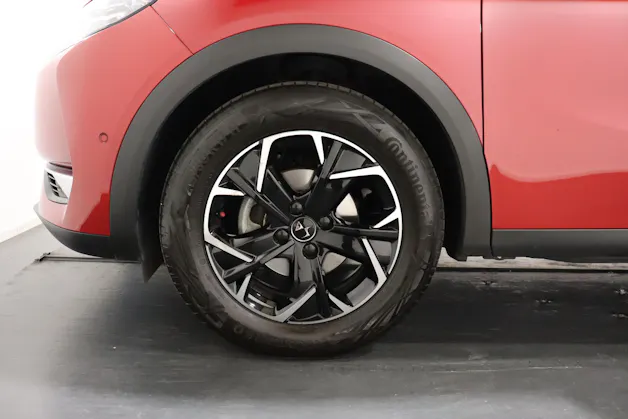 DS Automobiles 3 Crossback 1.2 PureTech 130 Bastille