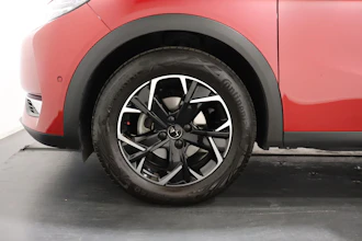 https://vehicle.imgix.net/4406285/beed4fbc-77a4-44fc-9cfe-125cf03053b1.JPG