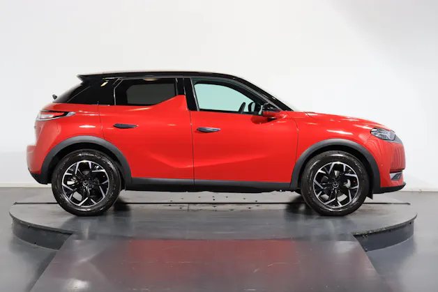 DS Automobiles 3 Crossback 1.2 PureTech 130 Bastille