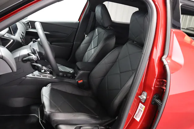 DS Automobiles 3 Crossback 1.2 PureTech 130 Bastille