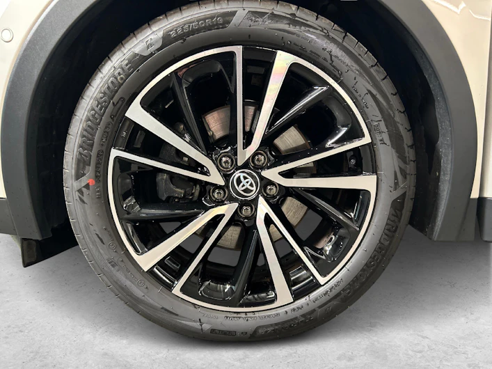 Fahrzeugbild TOYOTA C-HR