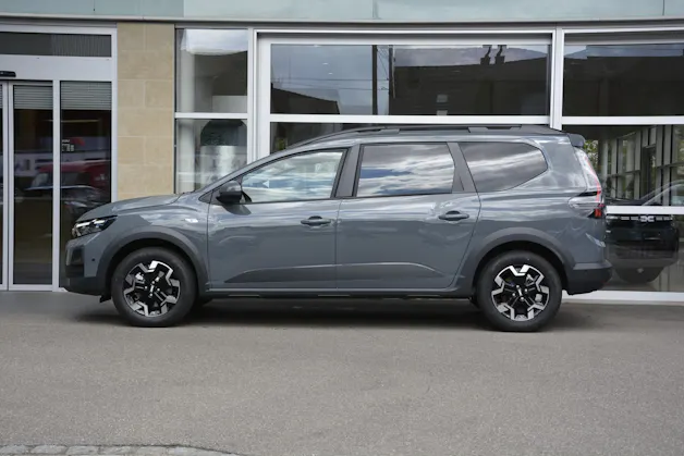 DACIA Jogger 1.8 Hybrid Journey