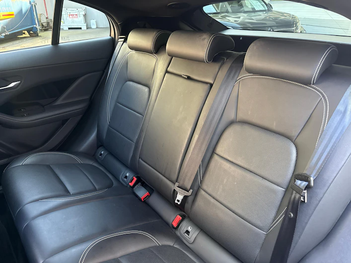 immagine del veicolo JAGUAR I-PACE